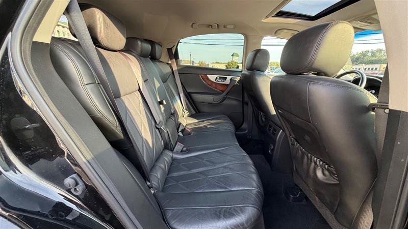 Used 2014 INFINITI QX70 2WD w/ Premium Package image 41