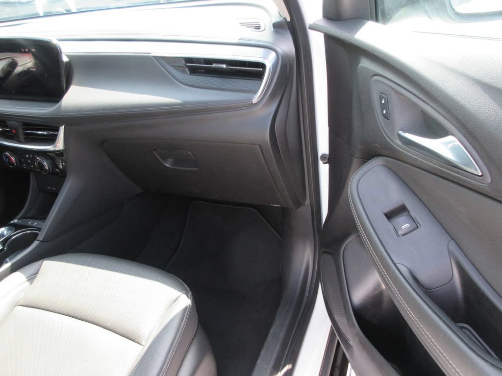 Certified 2024 Buick Encore GX Sport Touring w/ Comfort Package FWD image 19