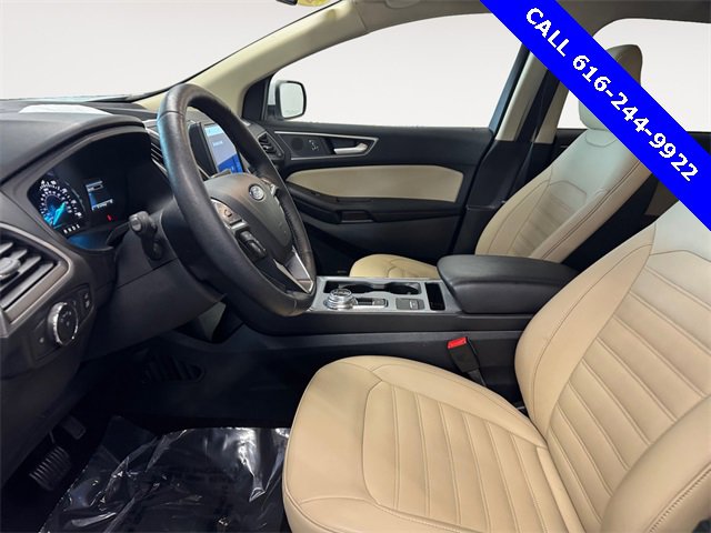 Used 2022 Ford Edge SEL w/ Convenience Package image 5