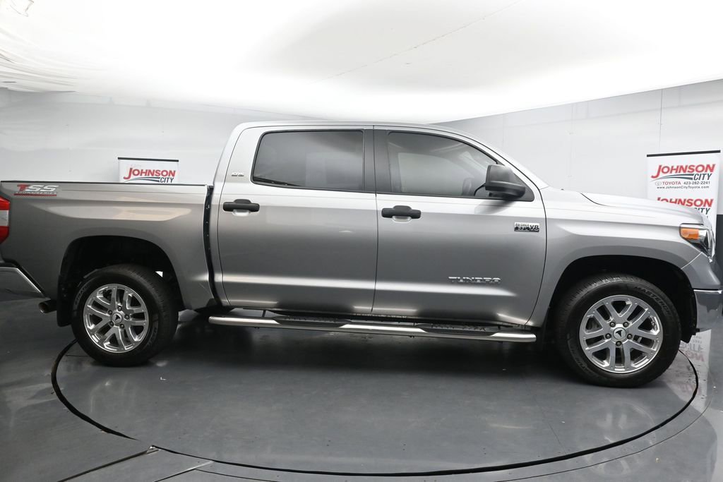 Used 2021 Toyota Tundra SR5 w/ SR5 Upgrade Package AWD/4WD image 9