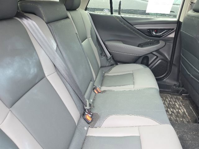 Used 2023 Subaru Outback Onyx Edition AWD/4WD image 5