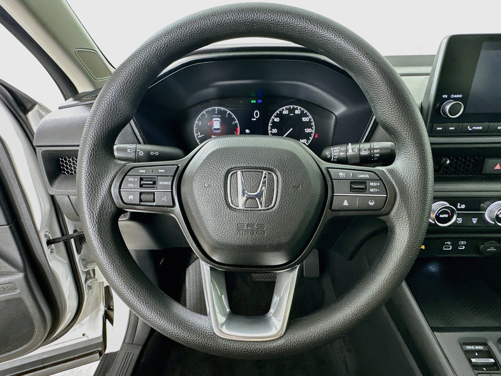 Used 2025 Honda CR-V EX image 11
