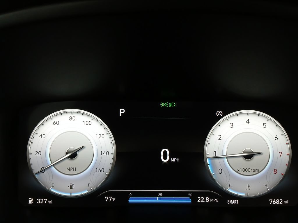 Used 2023 Hyundai Santa Fe Calligraphy FWD image 13