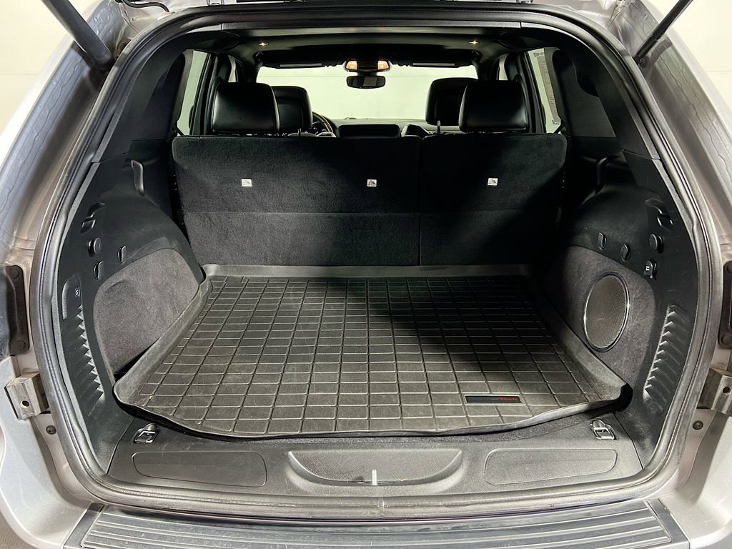 Used 2019 Jeep Grand Cherokee Altitude AWD/4WD image 22