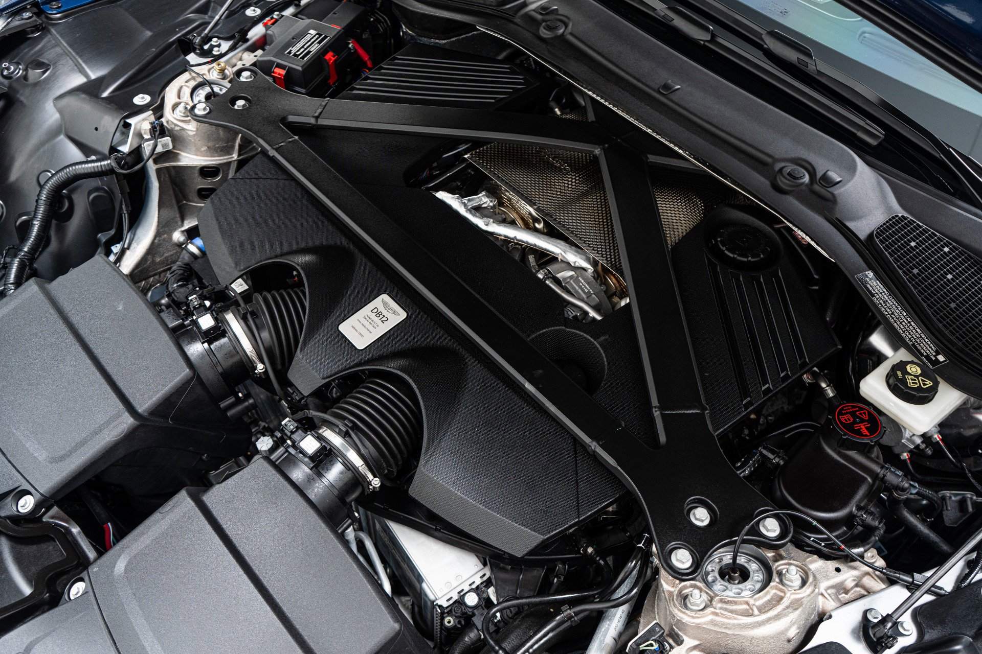 Used 2024 Aston Martin DB12 Volante -Carbon Fiber Bucket S image 49