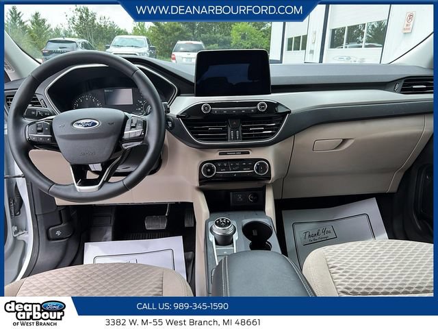 Used 2022 Ford Escape SE w/ Cold Weather Package FWD image 10
