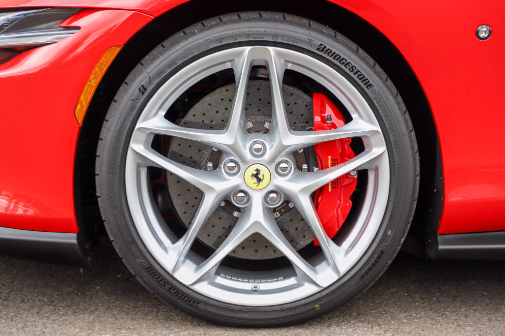 Certified 2026 Ferrari Roma Spider RWD image 20