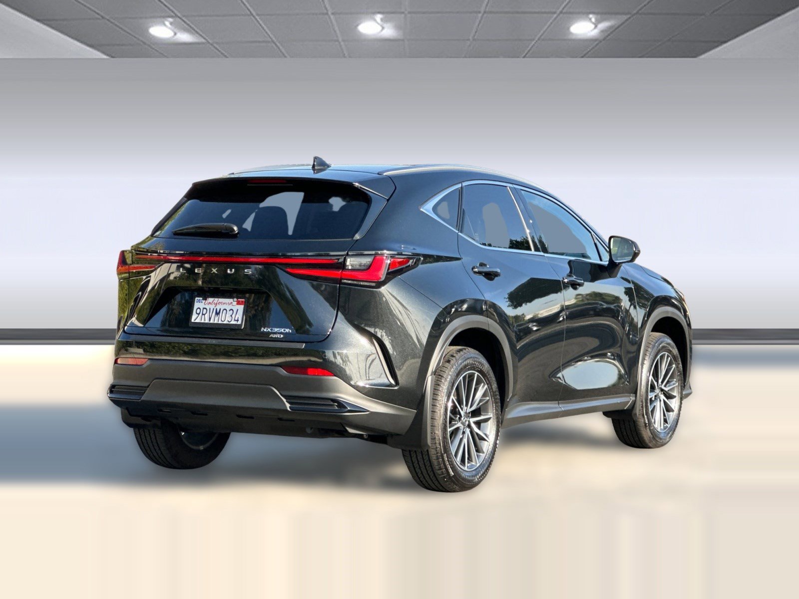 Used 2025 Lexus NX 350h AWD w/ Accessory Package (P5) image 8