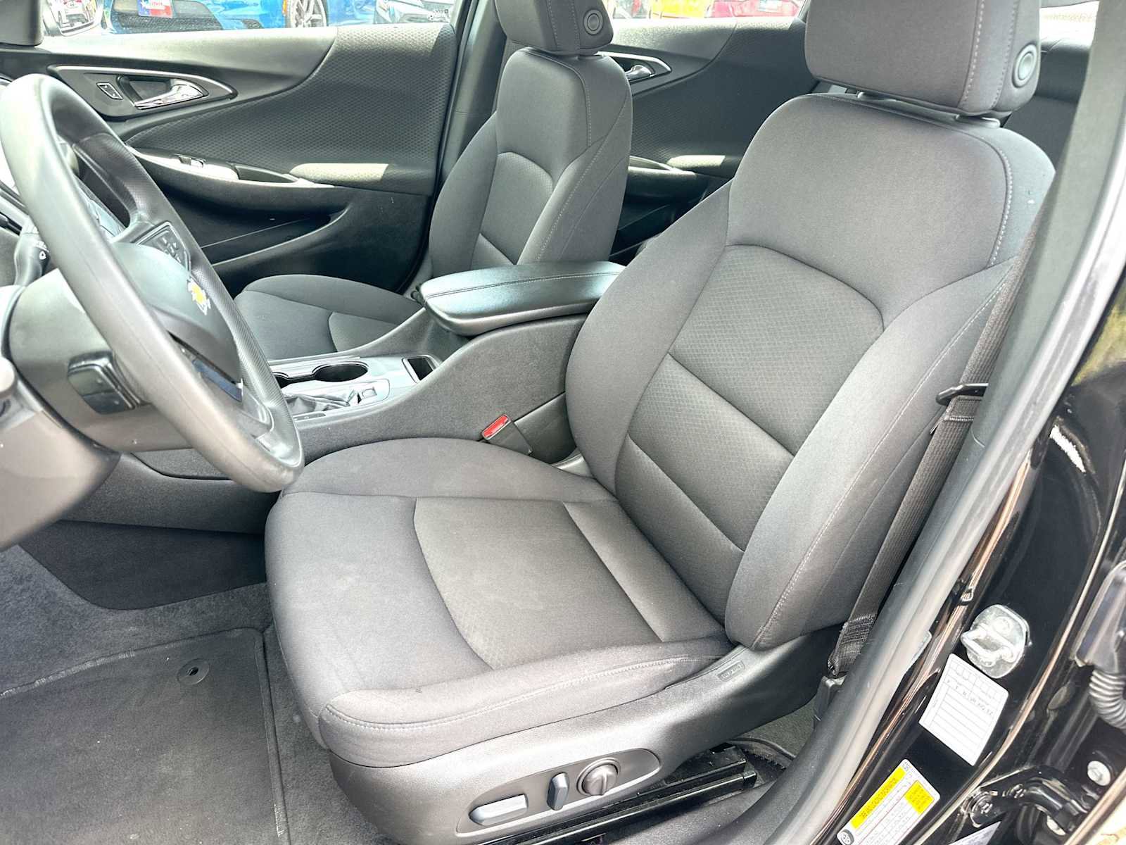 Used 2024 Chevrolet Malibu LT FWD image 17
