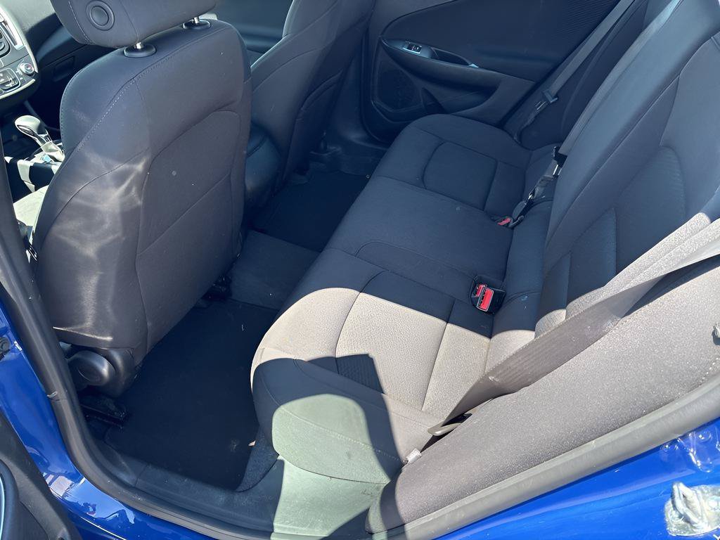 Used 2023 Chevrolet Malibu LS FWD image 12
