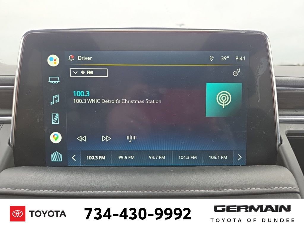 Used 2022 Chevrolet Suburban LT w/ LT Signature Package image 30