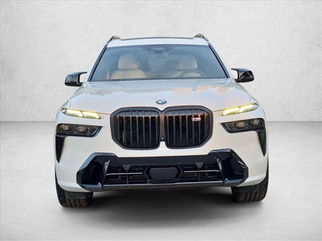 Used 2024 BMW X7 M60i AWD/4WD image 2