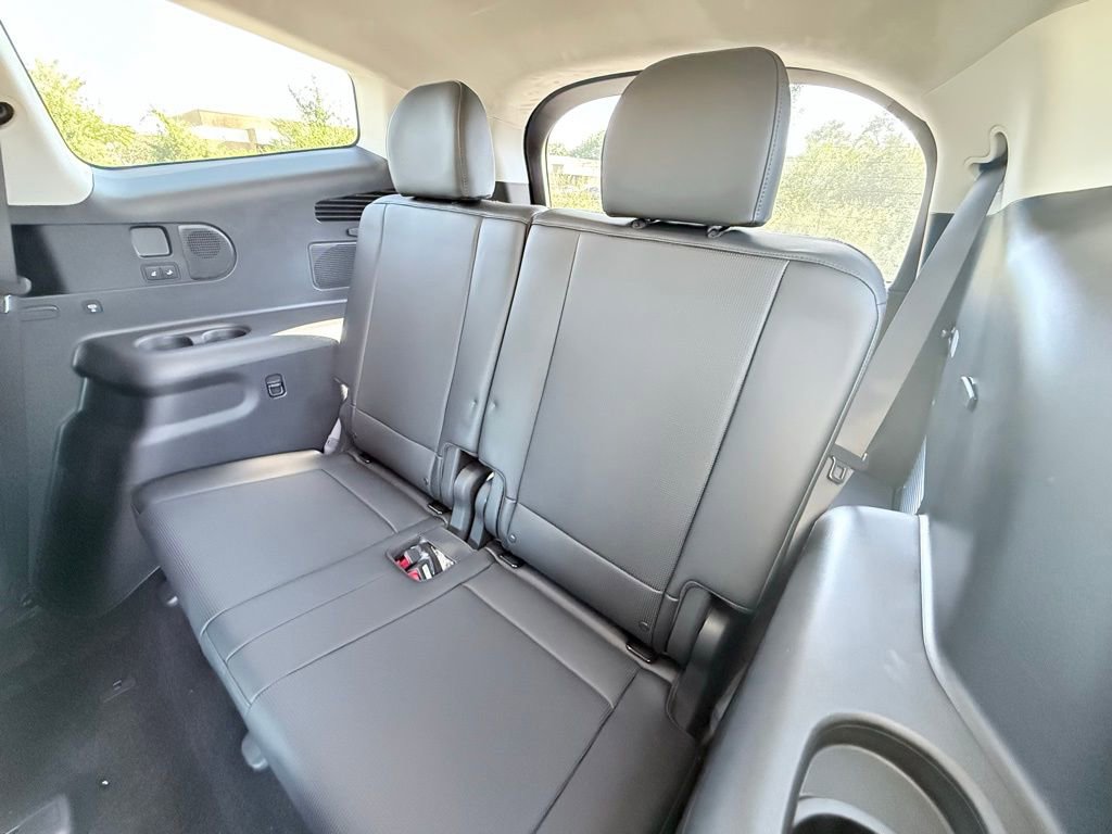 New 2026 Hyundai Ioniq 9 Calligraphy image 31