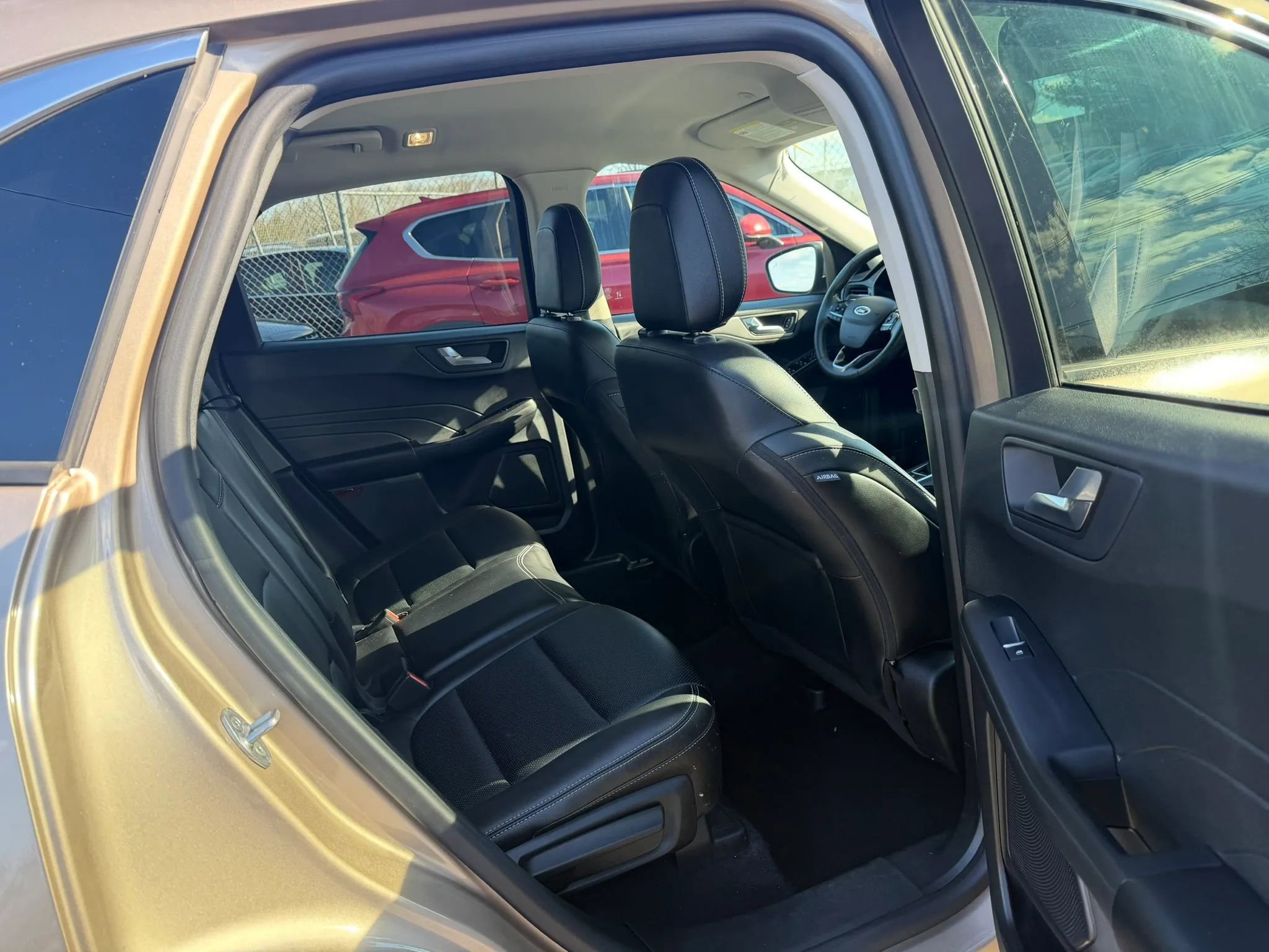 Used 2021 Ford Escape SEL image 26