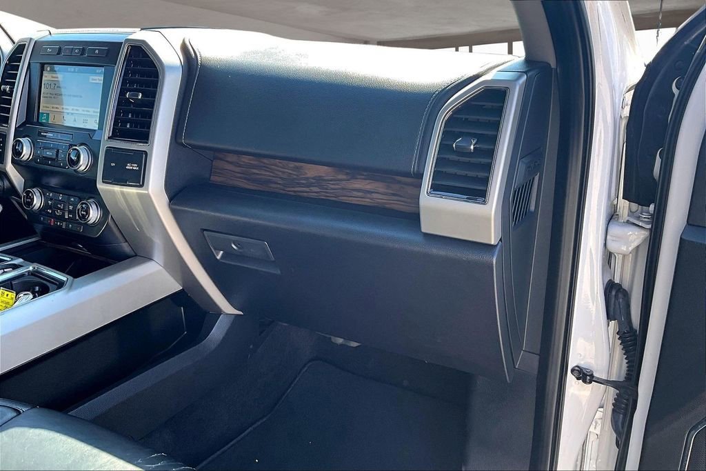 Used 2019 Ford F150 Lariat w/ Equipment Group 502A Luxury AWD/4WD image 18