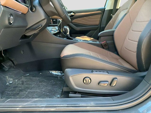 New 2027 Volkswagen Jetta SEL FWD image 18