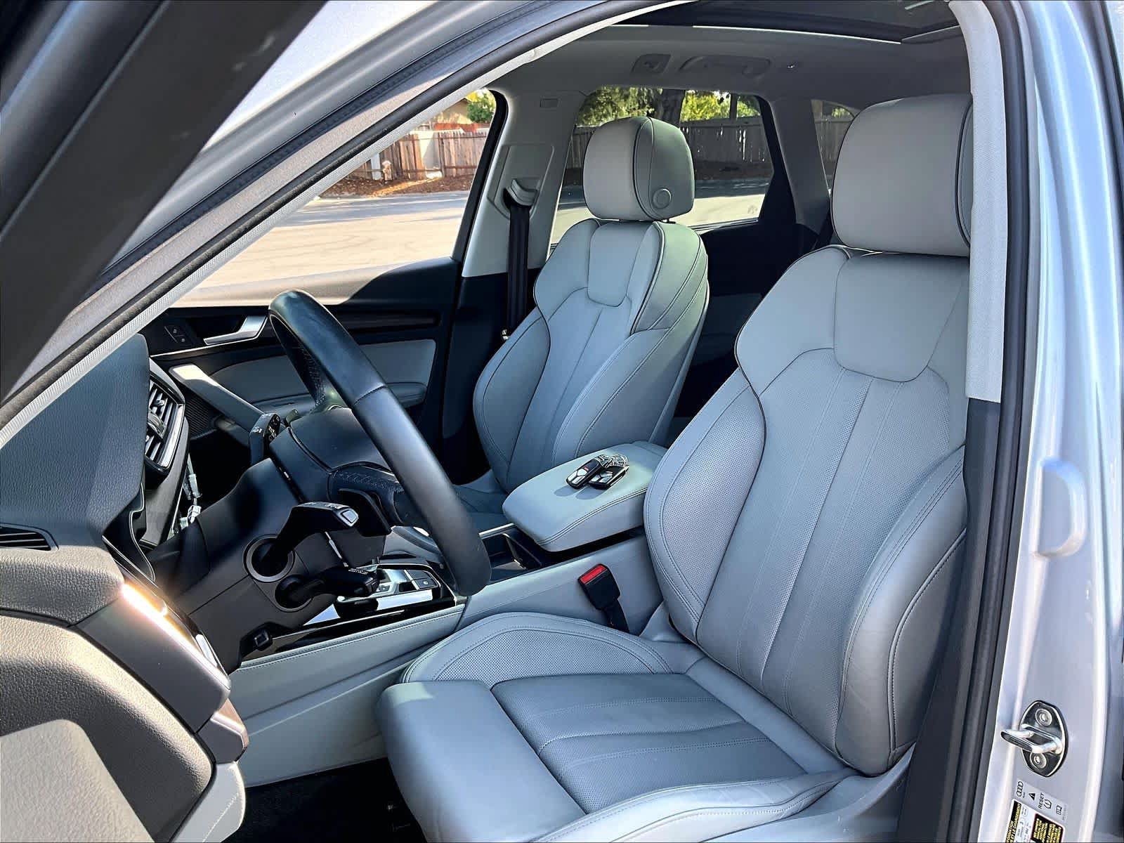 Used 2022 Audi Q5 e Prestige AWD/4WD image 29