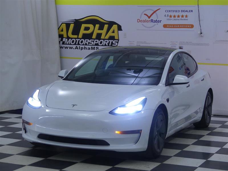 Used 2021 Tesla Model 3 Standard Range Plus image 3