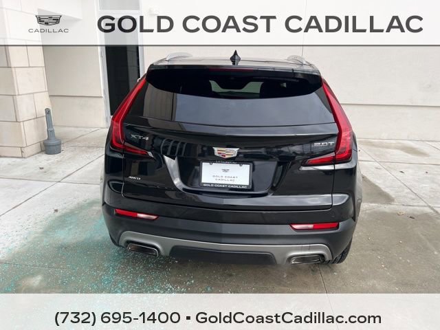 Used 2019 Cadillac XT4 Premium Luxury w/ Cold Weather Package image 3