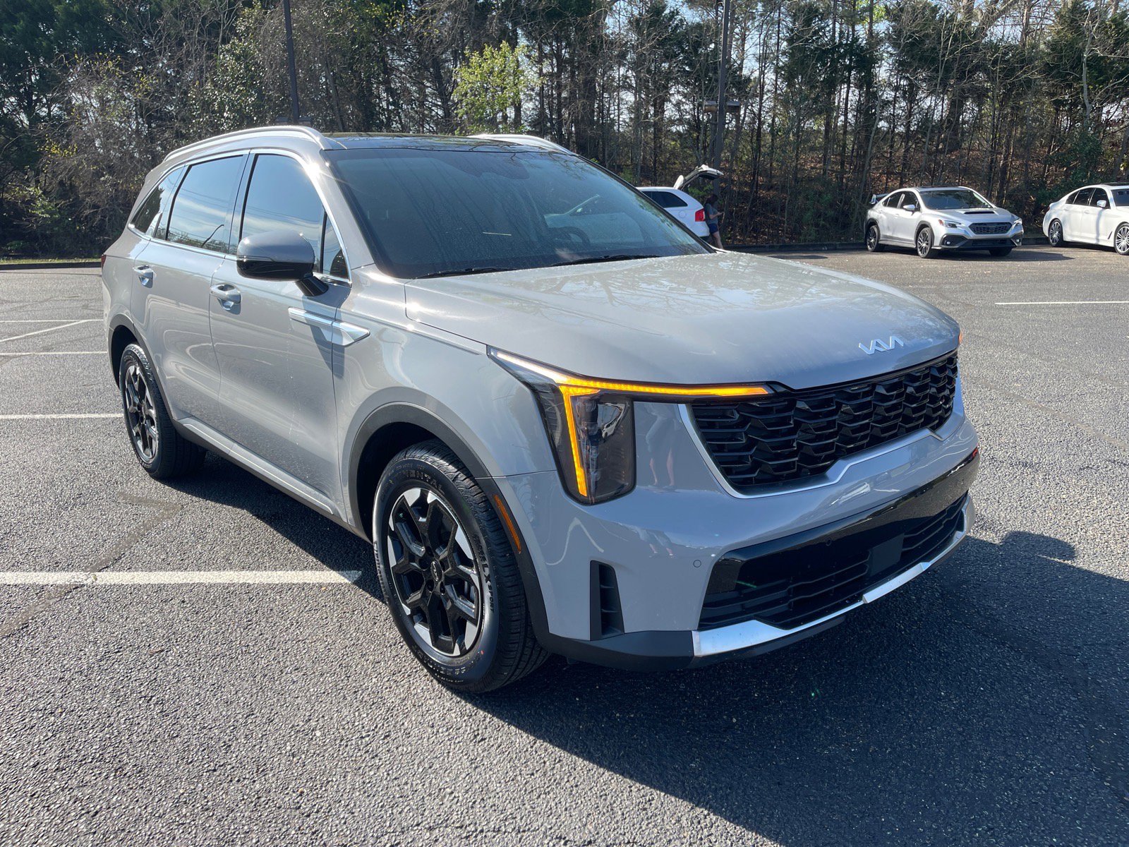 Used 2025 Kia Sorento S w/ Panoramic Sunroof Package image 1