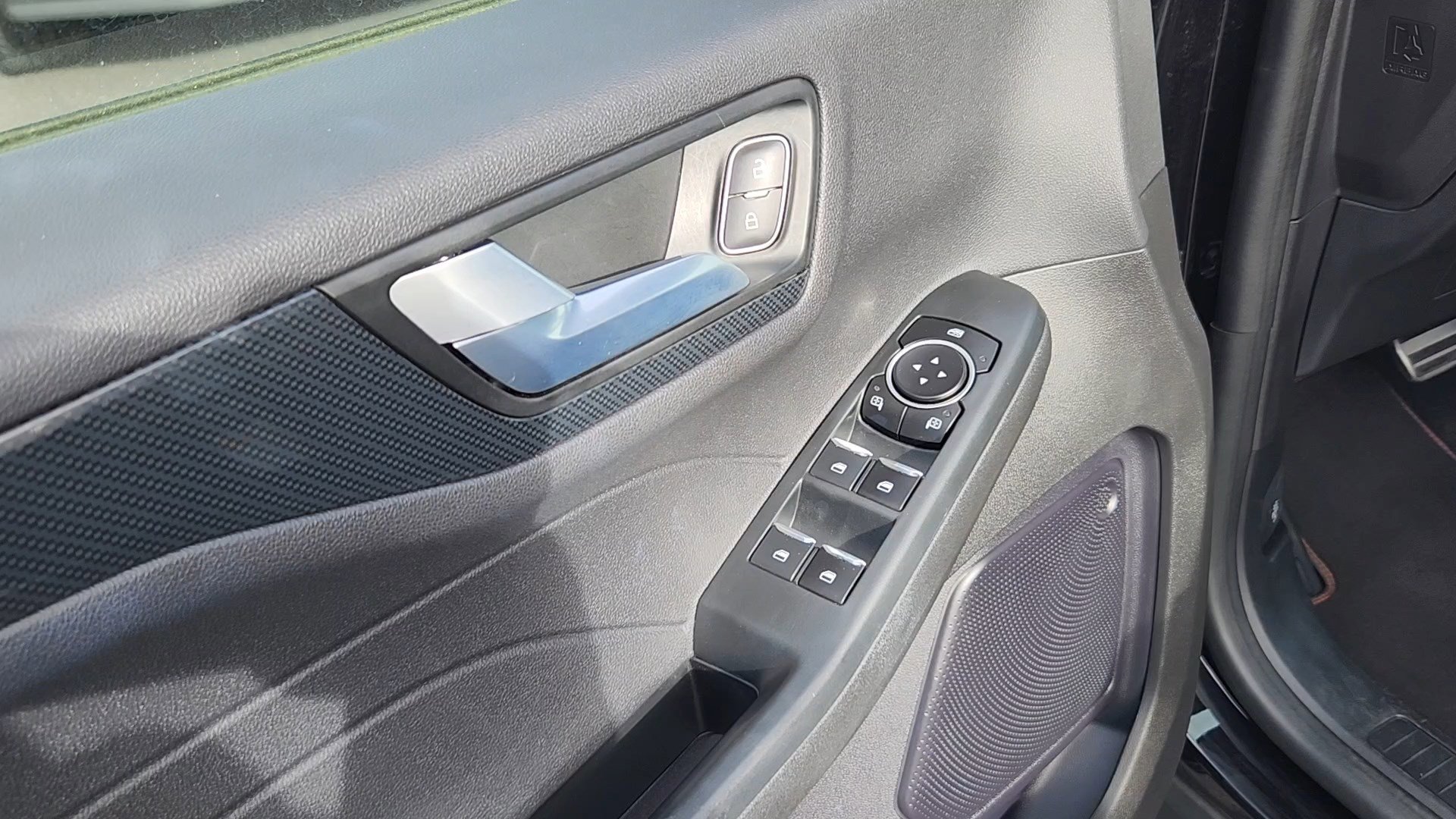 Used 2023 Ford Escape ST-Line image 7