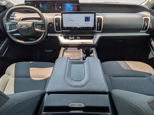 Certified 2025 Ford Expedition Max Active RWD image 17