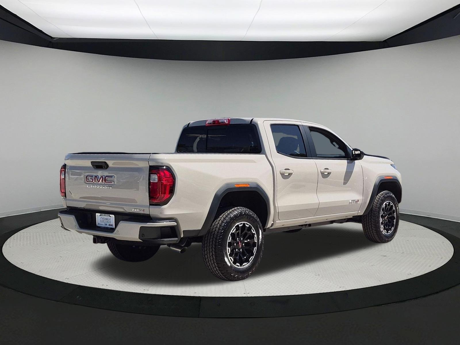 New 2026 GMC Canyon AT4 AWD/4WD image 5