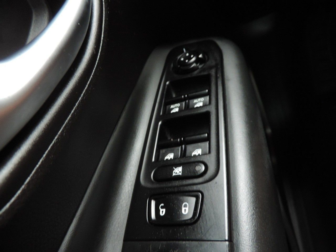 Used 2022 Jeep Renegade Latitude w/ Convenience Group image 28