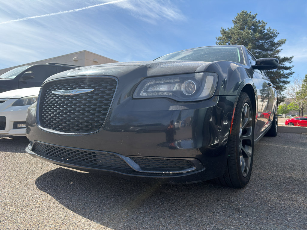 Used 2018 Chrysler 300 Touring w/ Sport Appearance Package RWD image 14
