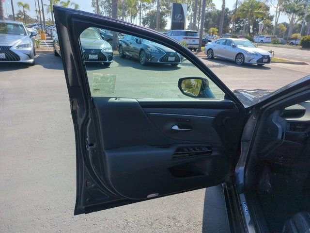 Used 2024 Lexus ES 350 w/ Premium Package image 15