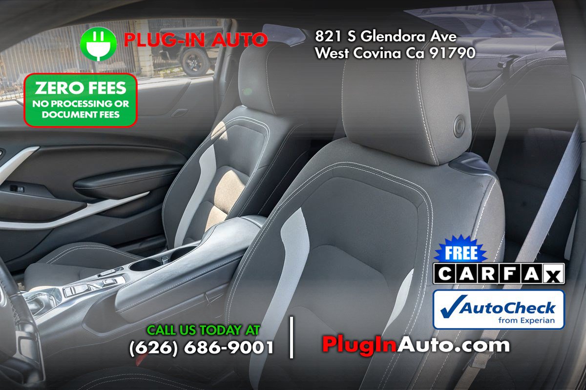 Used 2021 Chevrolet Camaro LT RWD image 6