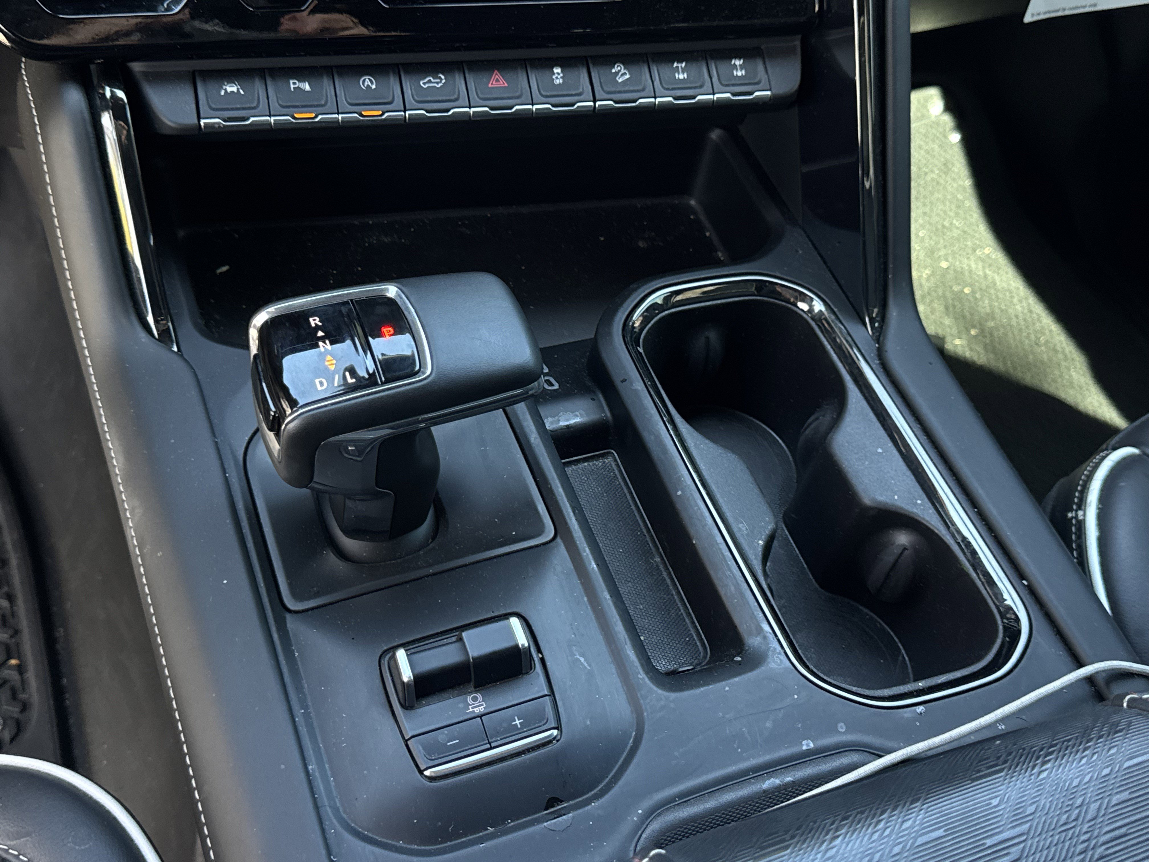 Used 2024 GMC Sierra 1500 AT4X image 20