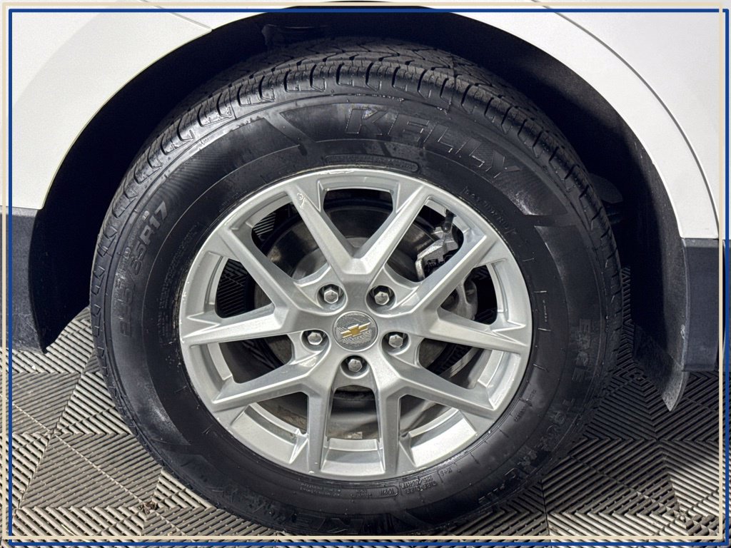 Certified 2024 Chevrolet Equinox LT AWD/4WD image 14