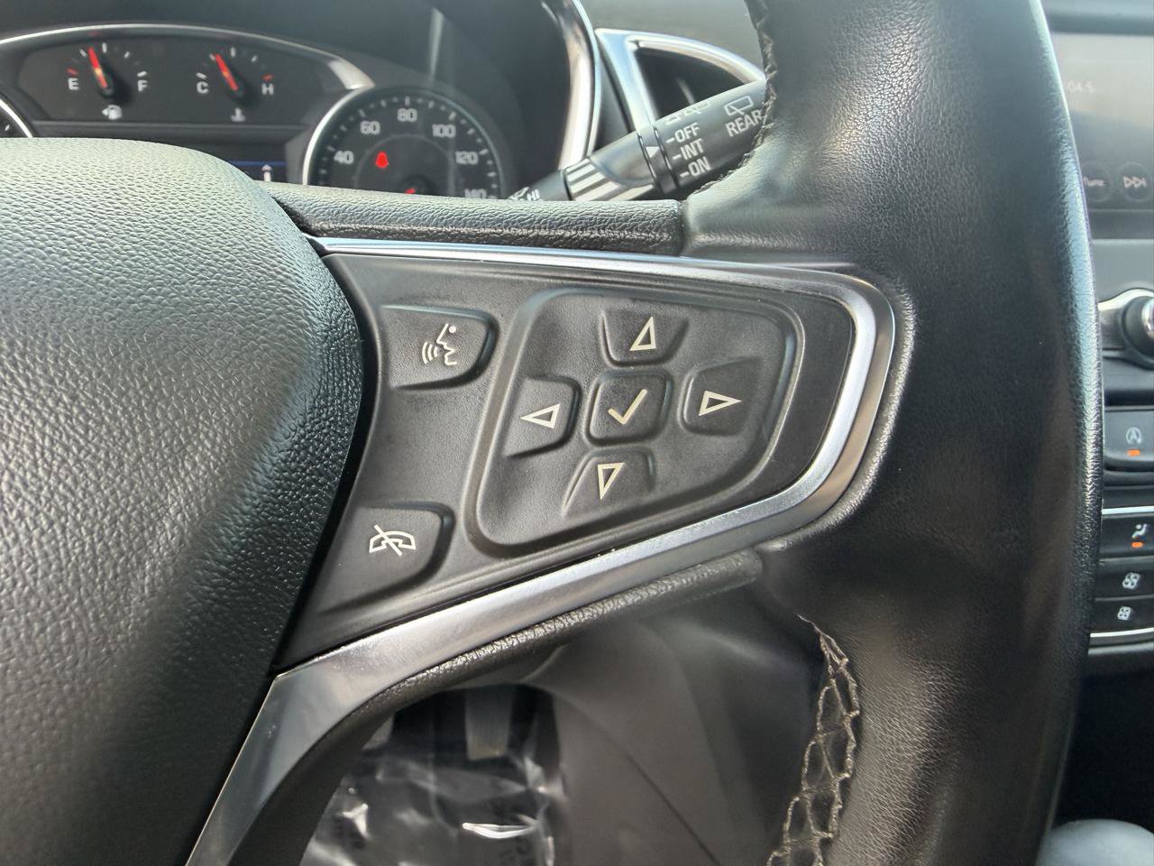 Used 2024 Chevrolet Equinox LT w/ Driver Convenience Package AWD/4WD image 29