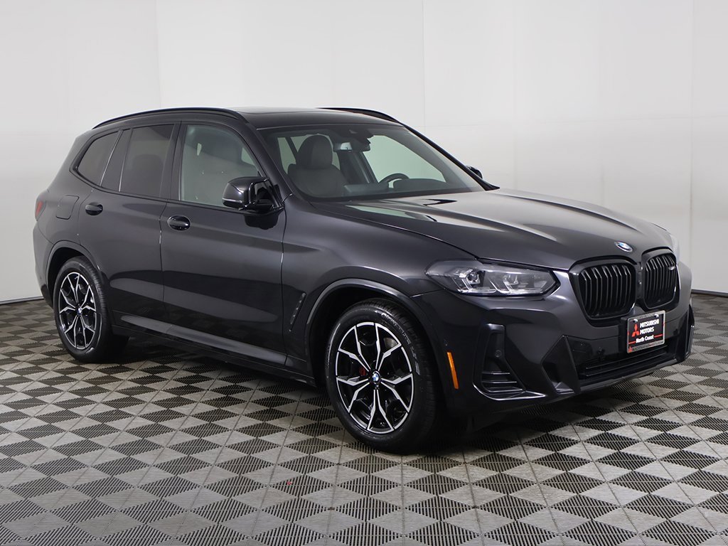 Used 2023 BMW X3 M40i w/ Premium Package image 2