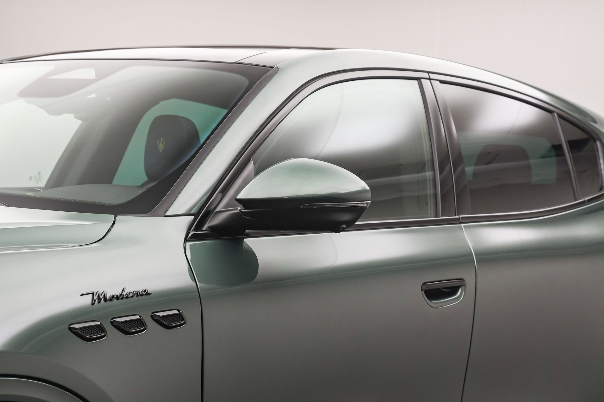 New 2025 Maserati Grecale Modena image 11