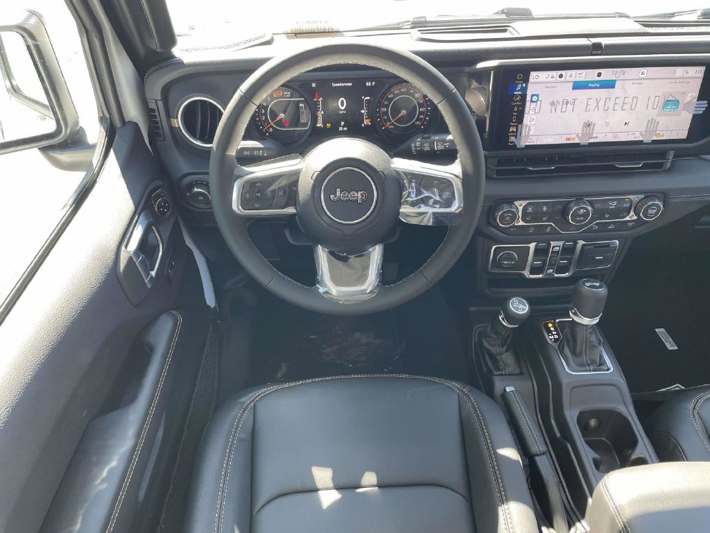 New 2027 Jeep Wrangler Unlimited Sahara AWD/4WD image 22