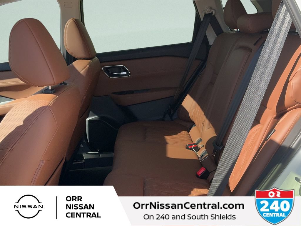 New 2026 Nissan Rogue Platinum w/ Tech Package AWD/4WD image 13