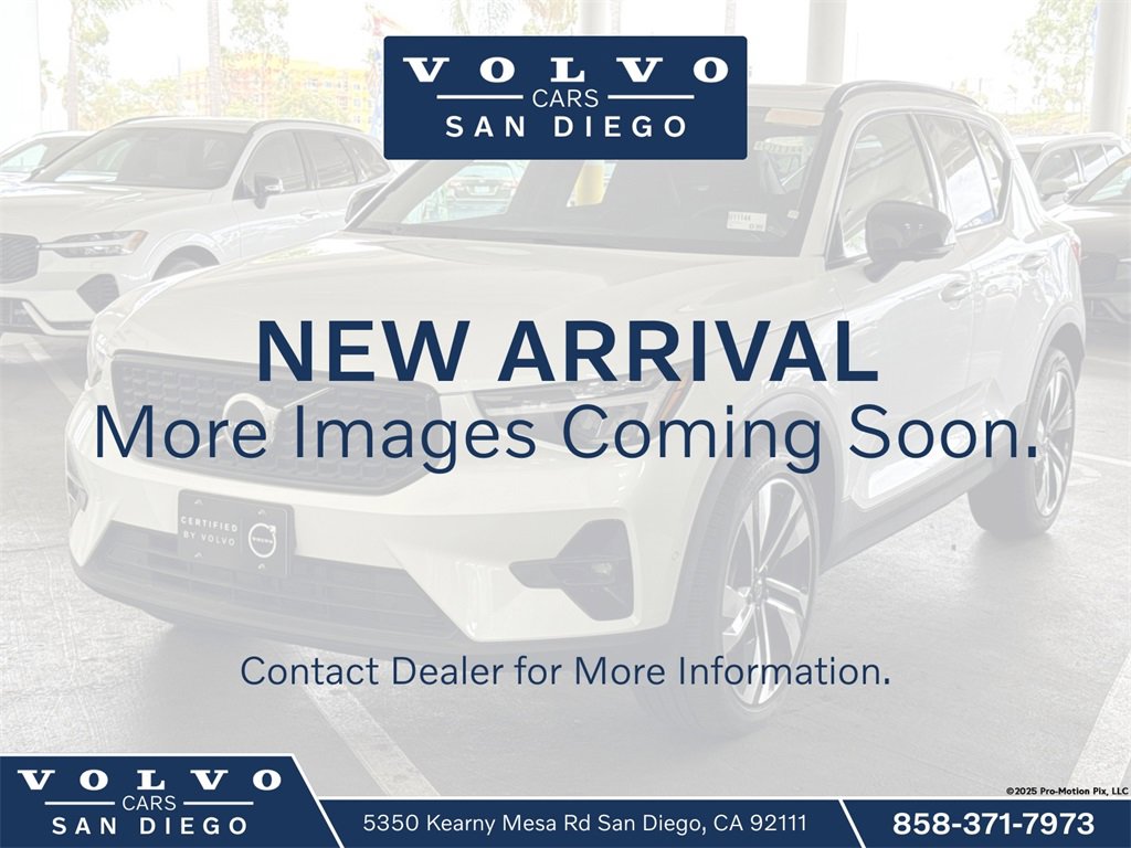 Certified 2025 Volvo XC40 B5 Plus