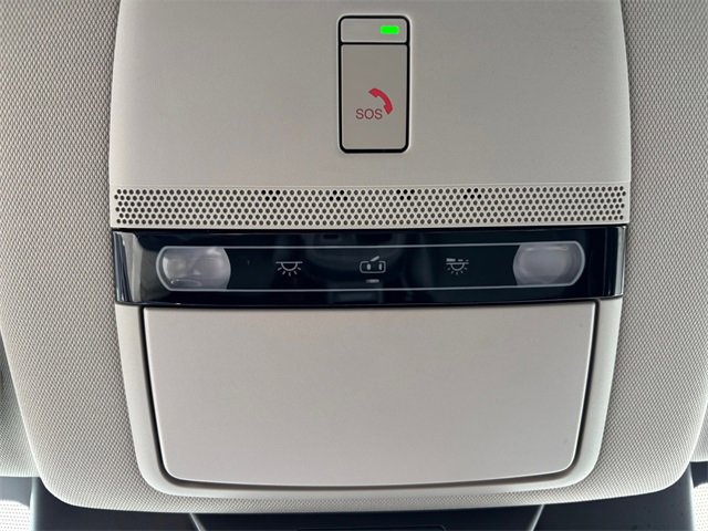 Used 2025 Nissan Ariya FWD image 29