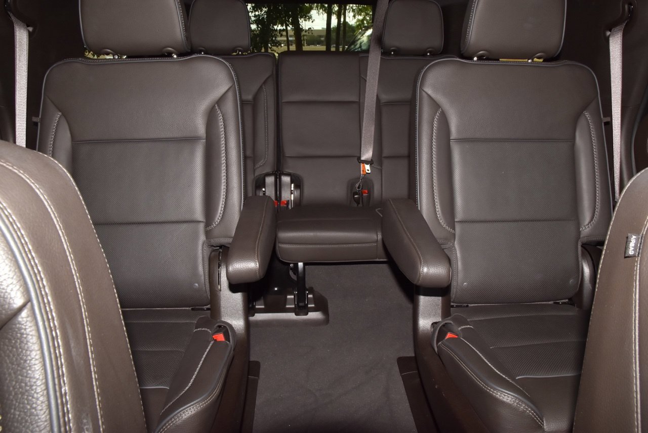 Used 2024 GMC Yukon Denali w/ LPO, Floor Liner Package AWD/4WD image 21