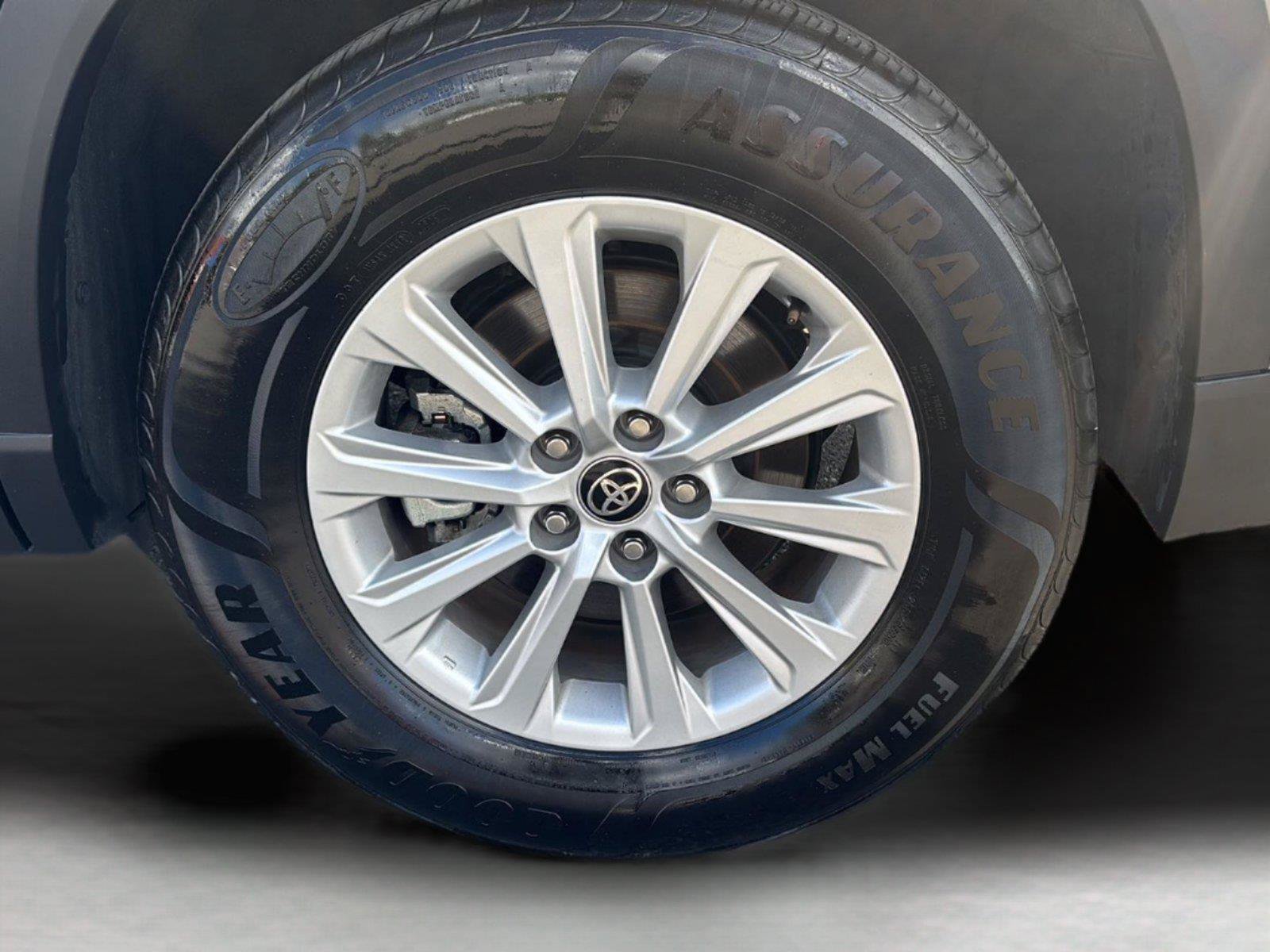Used 2025 Toyota Grand Highlander AWD image 35