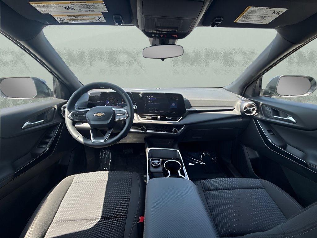 Used 2026 Chevrolet Equinox LT FWD image 11