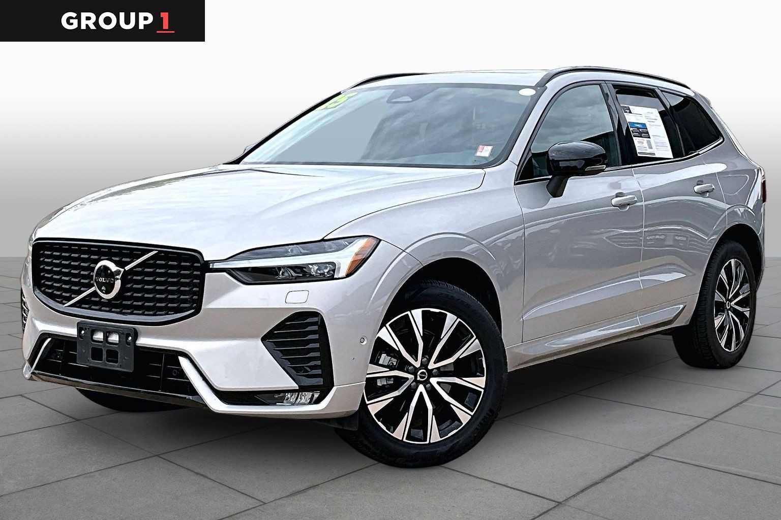 Used 2025 Volvo XC60 B5 Plus AWD/4WD image 1