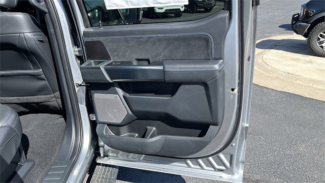 New 2025 Ford F150 Platinum AWD/4WD image 17
