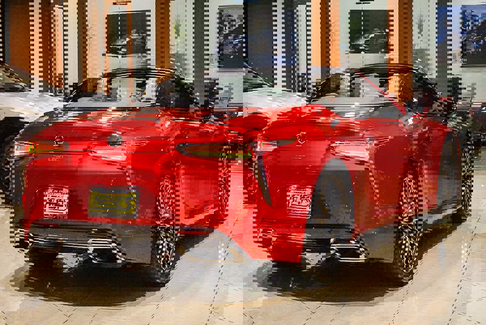 Used 2024 Lexus LC 500 Convertible image 4