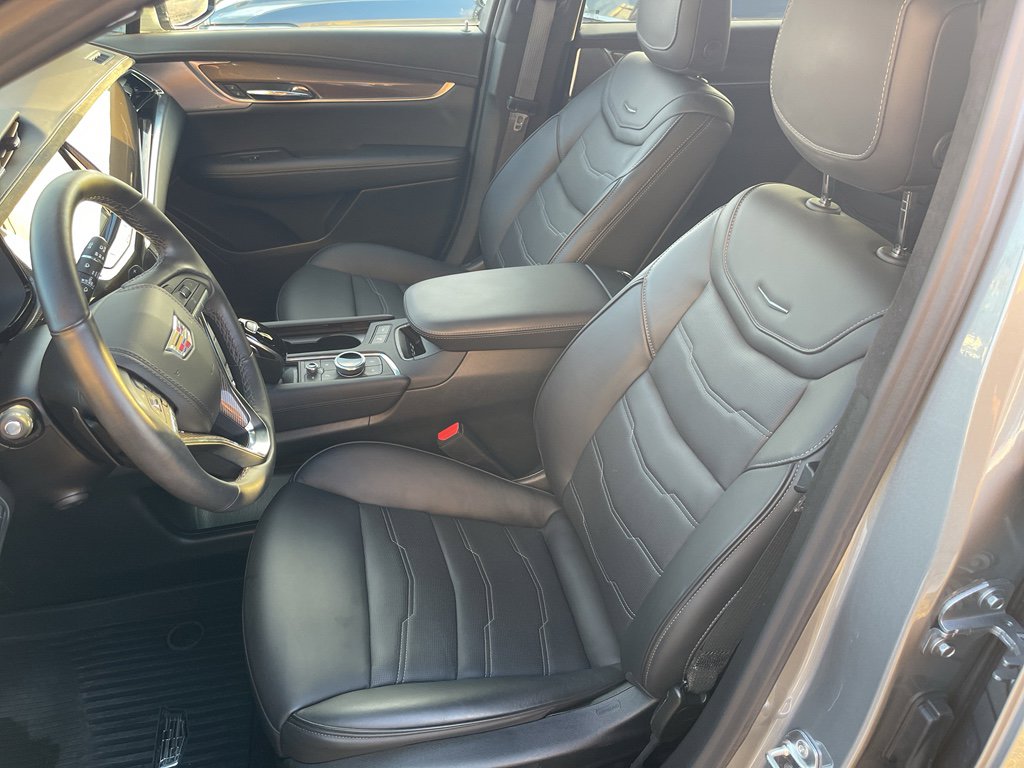 Used 2024 Cadillac XT6 Premium Luxury w/ Platinum Package image 15