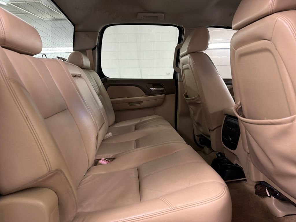 Used 2008 GMC Sierra 2500 SLT w/ Z71 Off-Road Package image 24