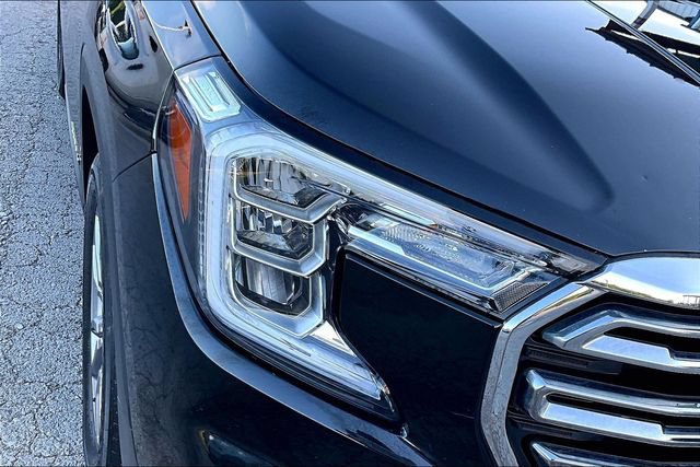 Used 2023 GMC Terrain SLT FWD image 32