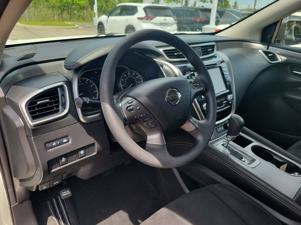 Used 2020 Nissan Murano S w/ Technology Package AWD/4WD image 11